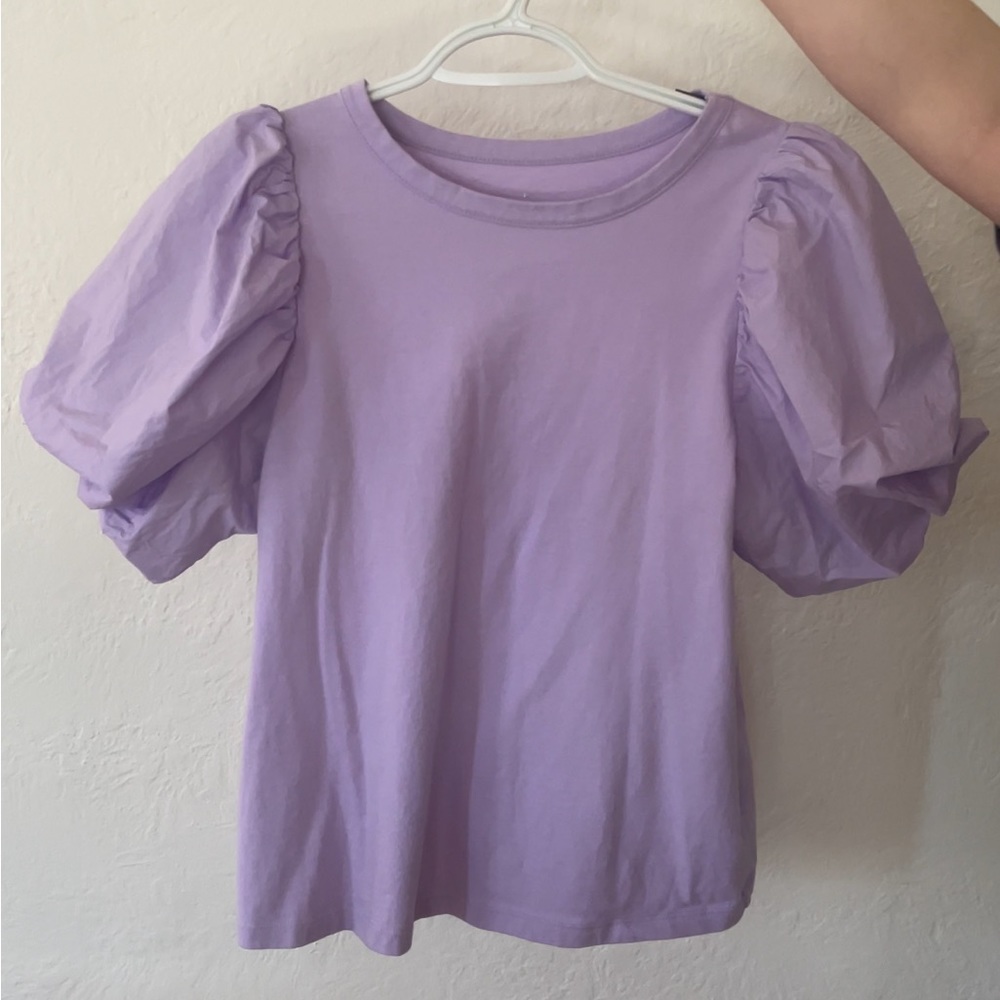 Lavender puff sleeved top